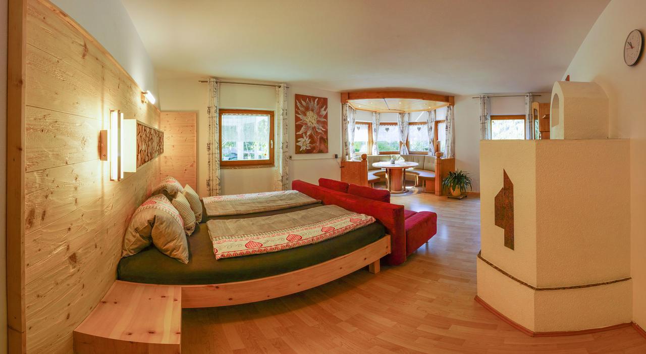 Haus Alpenchalet Neustift im Stubaital Bagian luar foto
